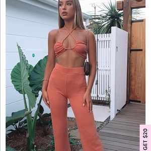 Unconditional bra top & pants set